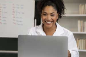 corrigir provas online